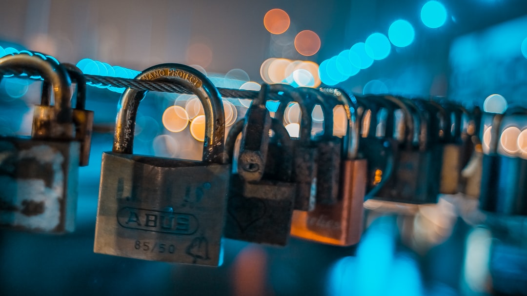 Descubra a corretora de criptomoedas brasileira que oferece negociação gratuita e cadastro rápido - security crucial