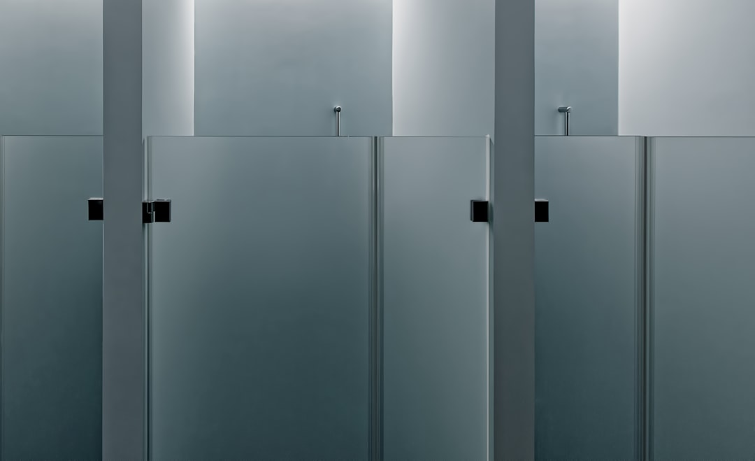 liquidity lockers - lockers operate