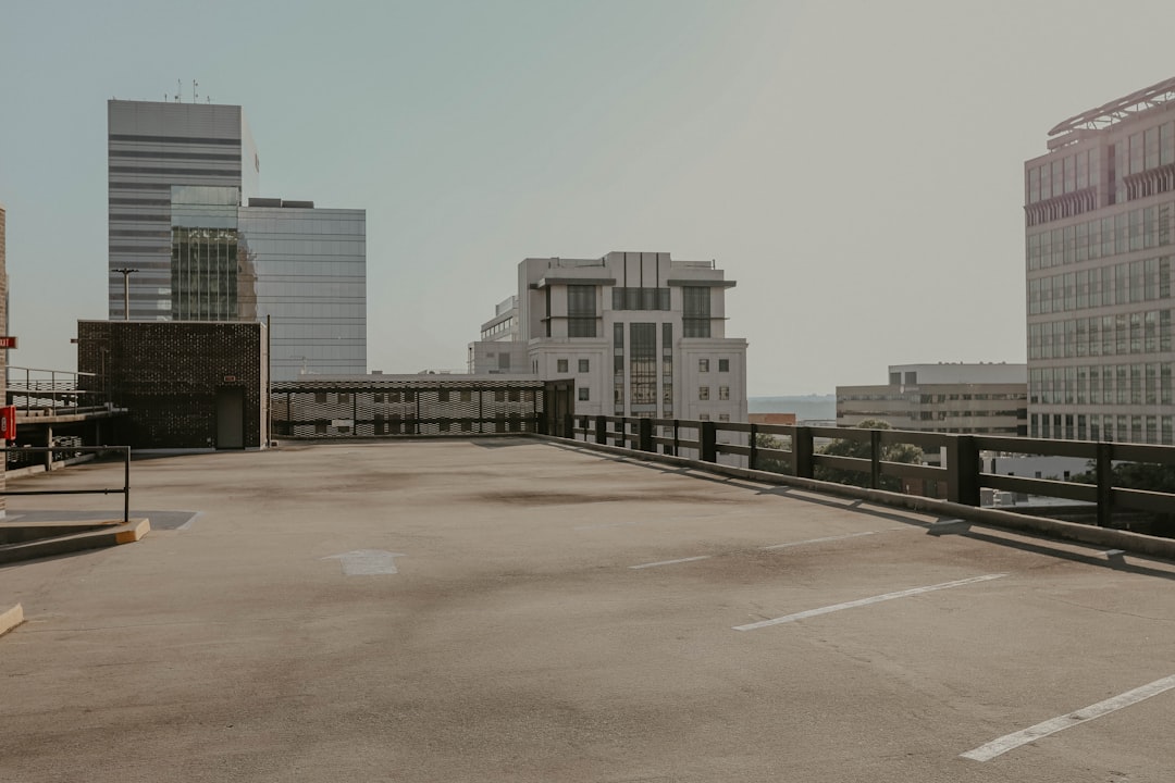 Decentraland (MANA) - Decentraland (MANA): Guia Completo 2025 – O que é, Como Investir e Futuro do Metaverso