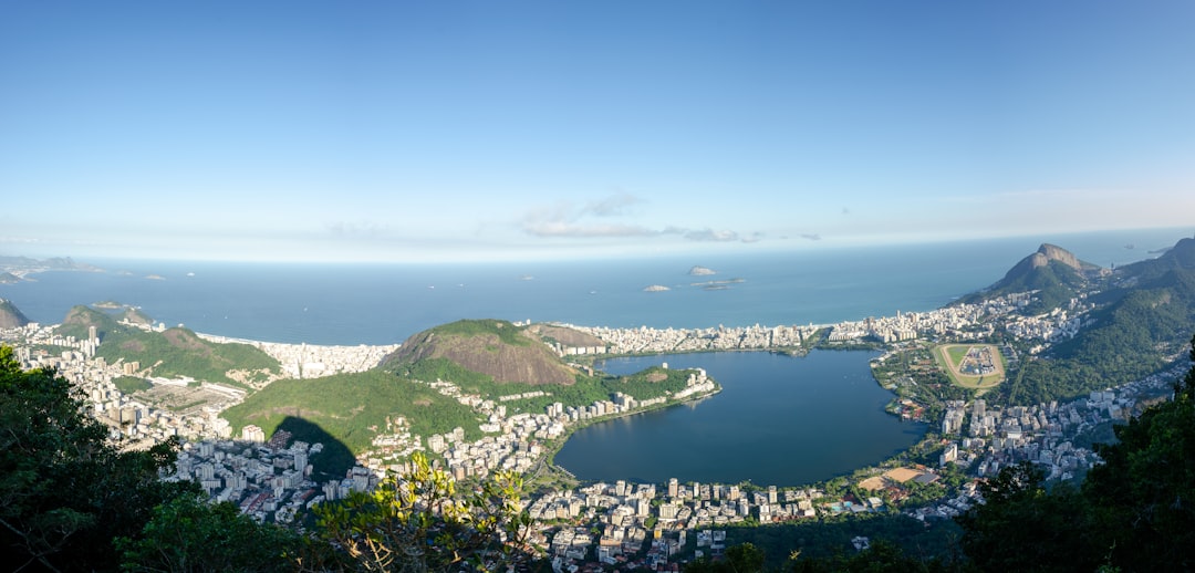 Melhor corretora de criptomoedas brasileira: negociação gratuita e segura - step depth