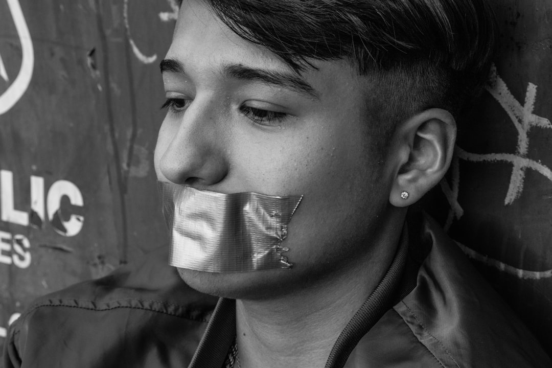 O que é "resiliência à censura" - O que é Resiliência à Censura? Guia Completo para Entender e Aplicar no Mundo Digital