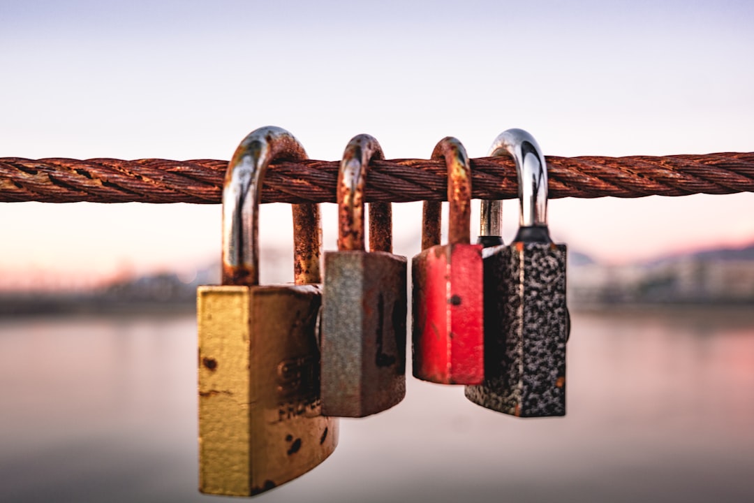 Entendendo o Impacto Regulatórios nas Criptomoedas - moved forward