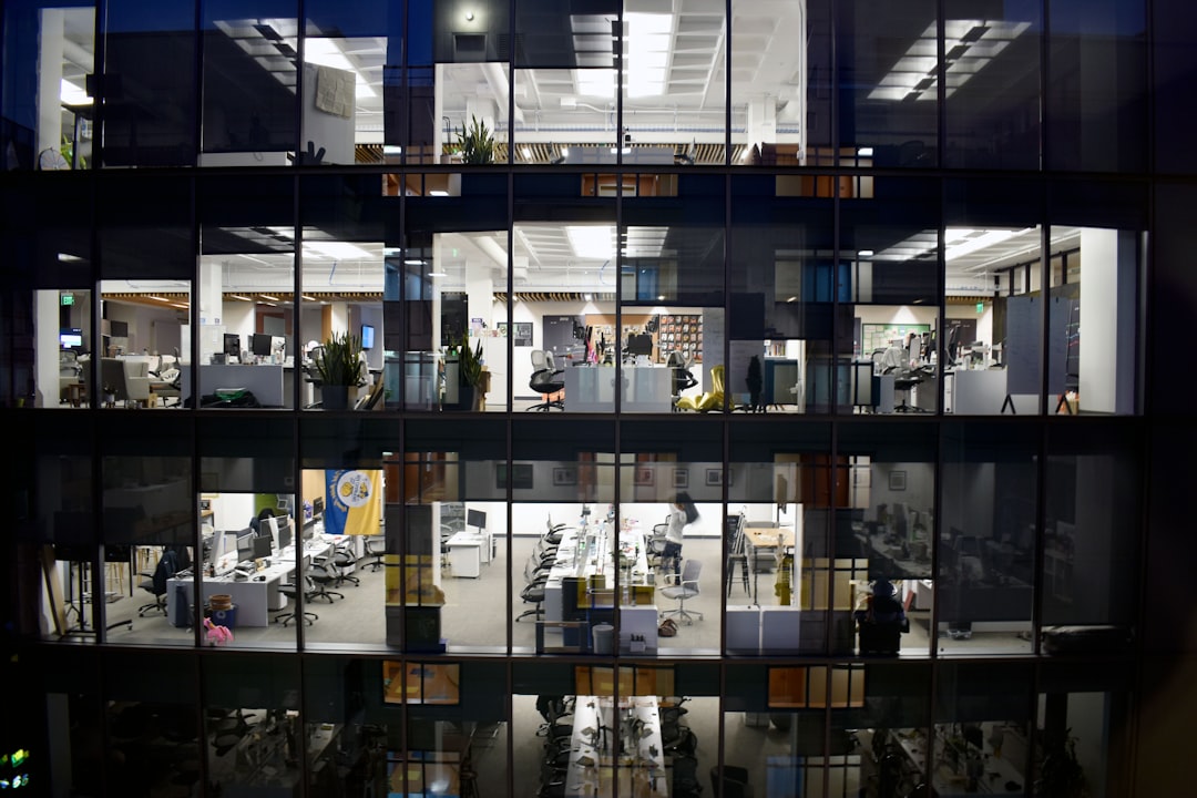 Como a governança pode ser mais eficiente - traditional companies Como a governança pode ser mais eficiente - traditional companies