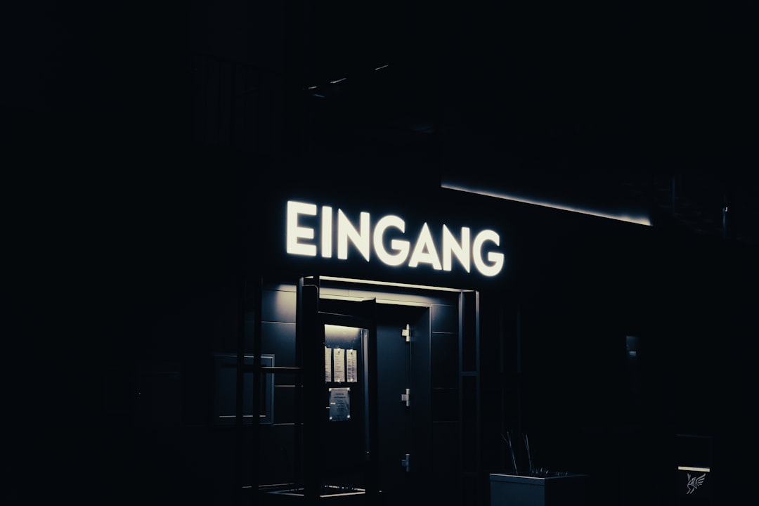 O que é EigenLayer - EigenLayer: O Que É, Como Funciona e Por Que Está Revolucionando a Segurança das Blockchains