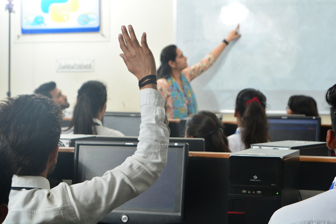 O futuro da educação na Web3 - O Futuro da Educação na Web3: Como a Descentralização, Tokens e Metaversos Redefinirão o Aprendizado