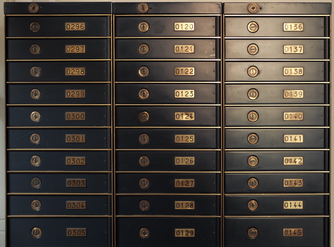 O que é a "token-curated registry" (TCR) - O que é a “token-curated registry” (TCR) – Guia Completo, Funcionamento e Aplicações no Ecossistema Web3