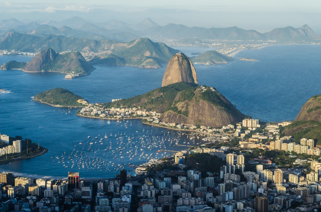 Descubra a melhor corretora de criptomoedas no Brasil com negociação sem taxas! - having zero
