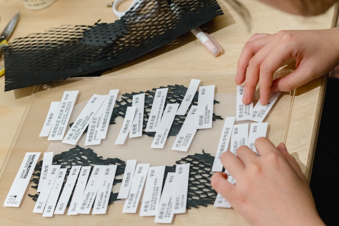 Combater medicamentos falsificados - Combater medicamentos falsificados: Estratégias, tecnologias e políticas para proteger a saúde pública