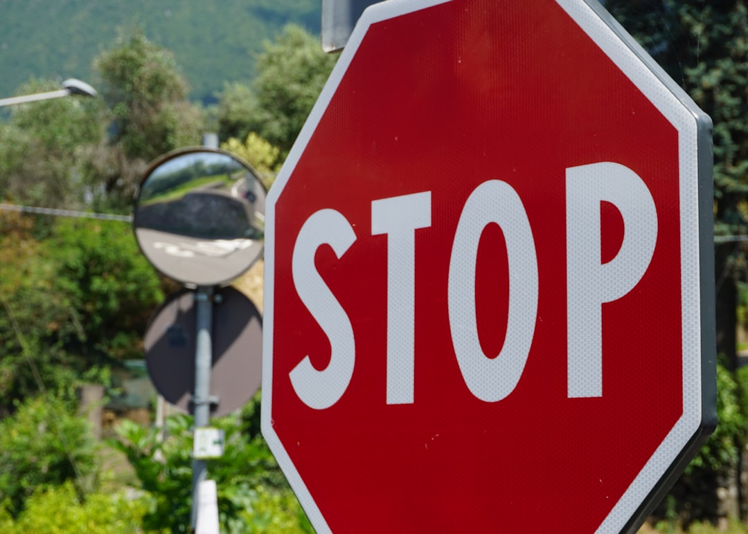 trailing stop como funciona - stop price