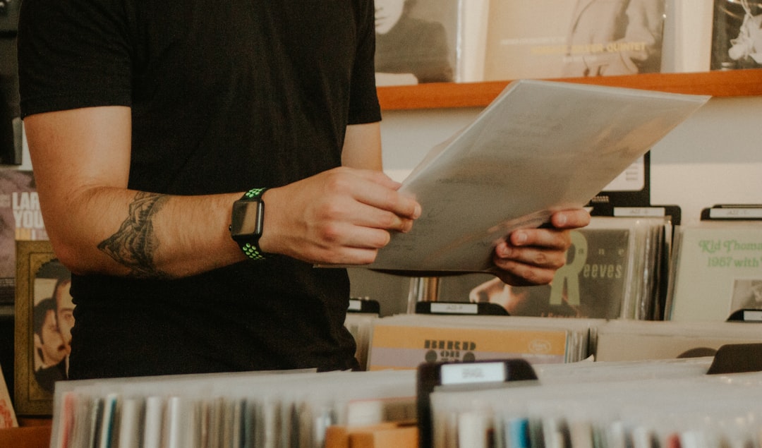 fomo fear missing out - record transaction