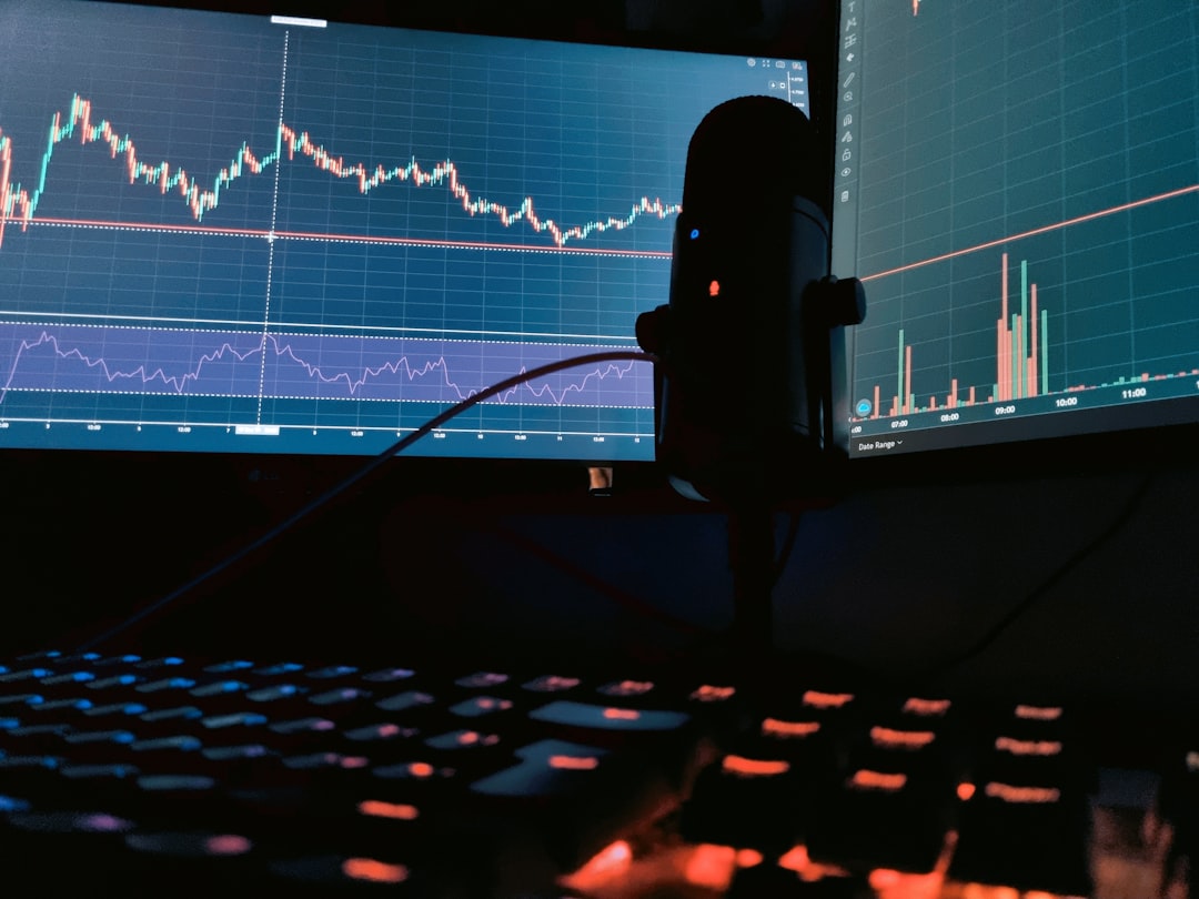 Entendendo o Impacto Regulatórios nas Criptomoedas - investors traders