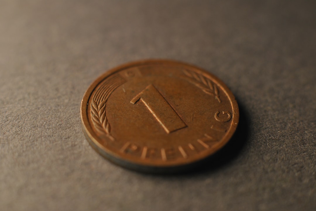 Prós e contras de cada modelo - Prós e Contras de Cada Modelo de Tokenomics: Guia Completo para Investidores em Cripto