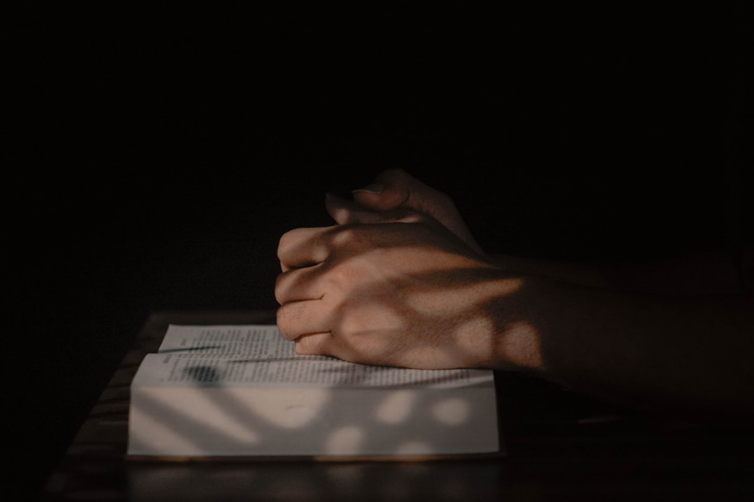 paper hands trader - Paper Hands Trader: Entenda a Psicologia, Riscos e Estratégias para Evoluir no Mercado Cripto