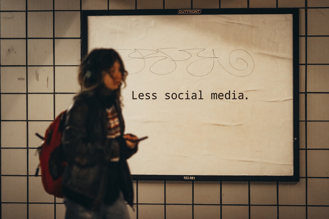 Social media e preço das cripto - aware practices Social media e preço das cripto - aware practices