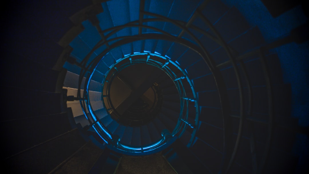 Como a Centrifuge tokeniza RWAs - Como a Centrifuge tokeniza Real World Assets (RWAs) – Guia Completo para Investidores Brasileiros