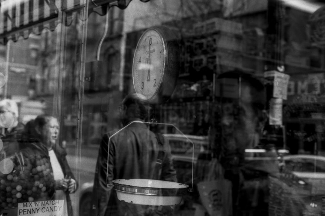 retail sentiment - Retail Sentiment: Como analisar o sentimento do consumidor no mercado cripto e tradicional