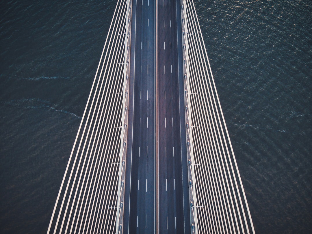 Bridge - Bridge de Criptomoedas: Guia Completo para Entender, Usar e Avaliar Segurança em 2025