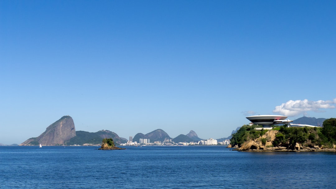 A melhor corretora de criptomoedas no Brasil para quem quer economizar: zero taxas - guide binance