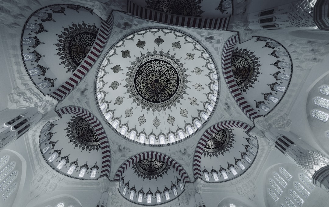 Medo, Incerteza e Dúvida - decentralized models Medo, Incerteza e Dúvida - decentralized models