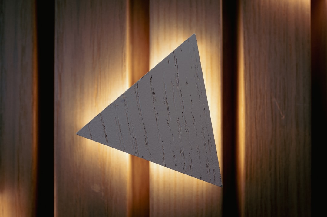 arbitragem triangular - Arbitragem Triangular: Guia Completo, Estratégias Avançadas e Oportunidades no DeFi