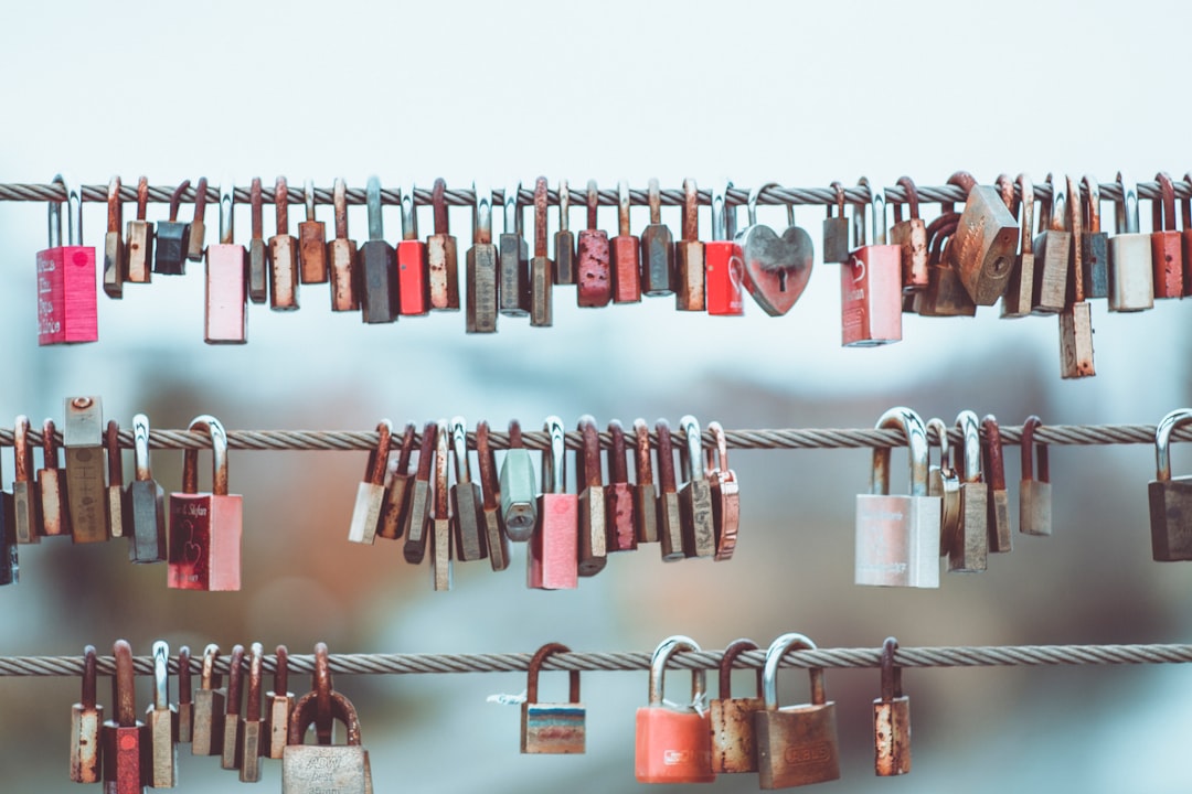 Desafios da centralização em cripto - important decisions