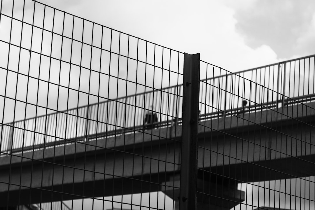 Como mover ativos entre cadeias com mais segurança - look bridges